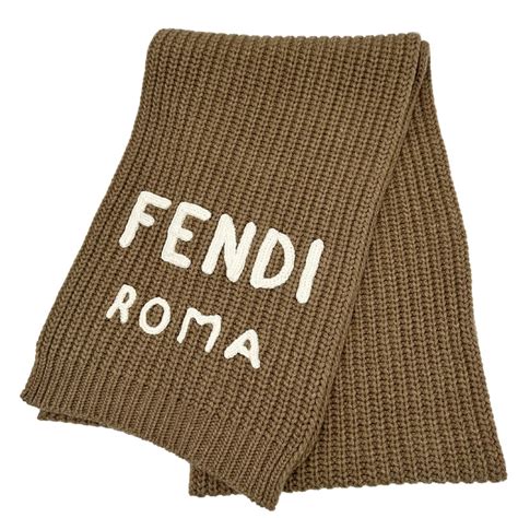 ebay sciarpa e cappello fendi|Sciarpa Fendi .